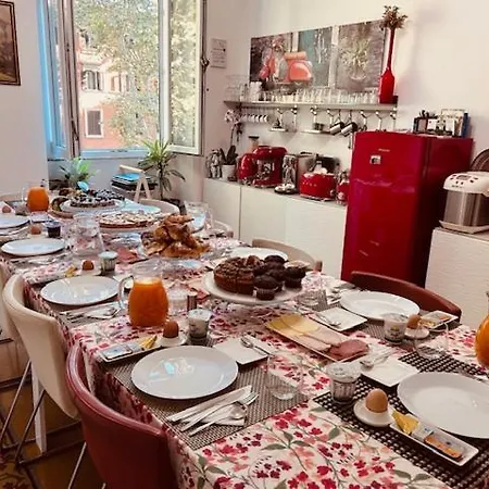 Vatica Bed & Breakfast 4*